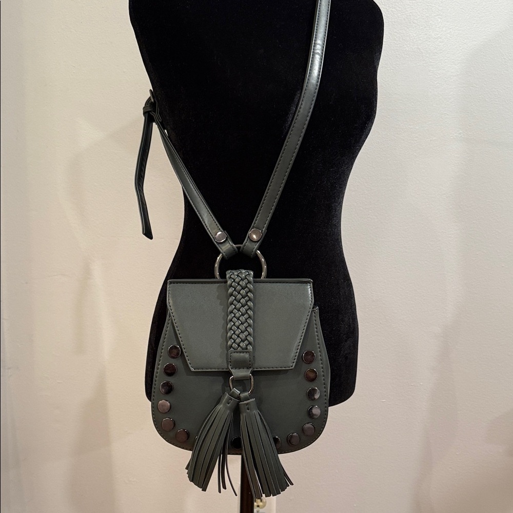 On sale today!
Lionel Gray Crossbody Bag
 Dark Green